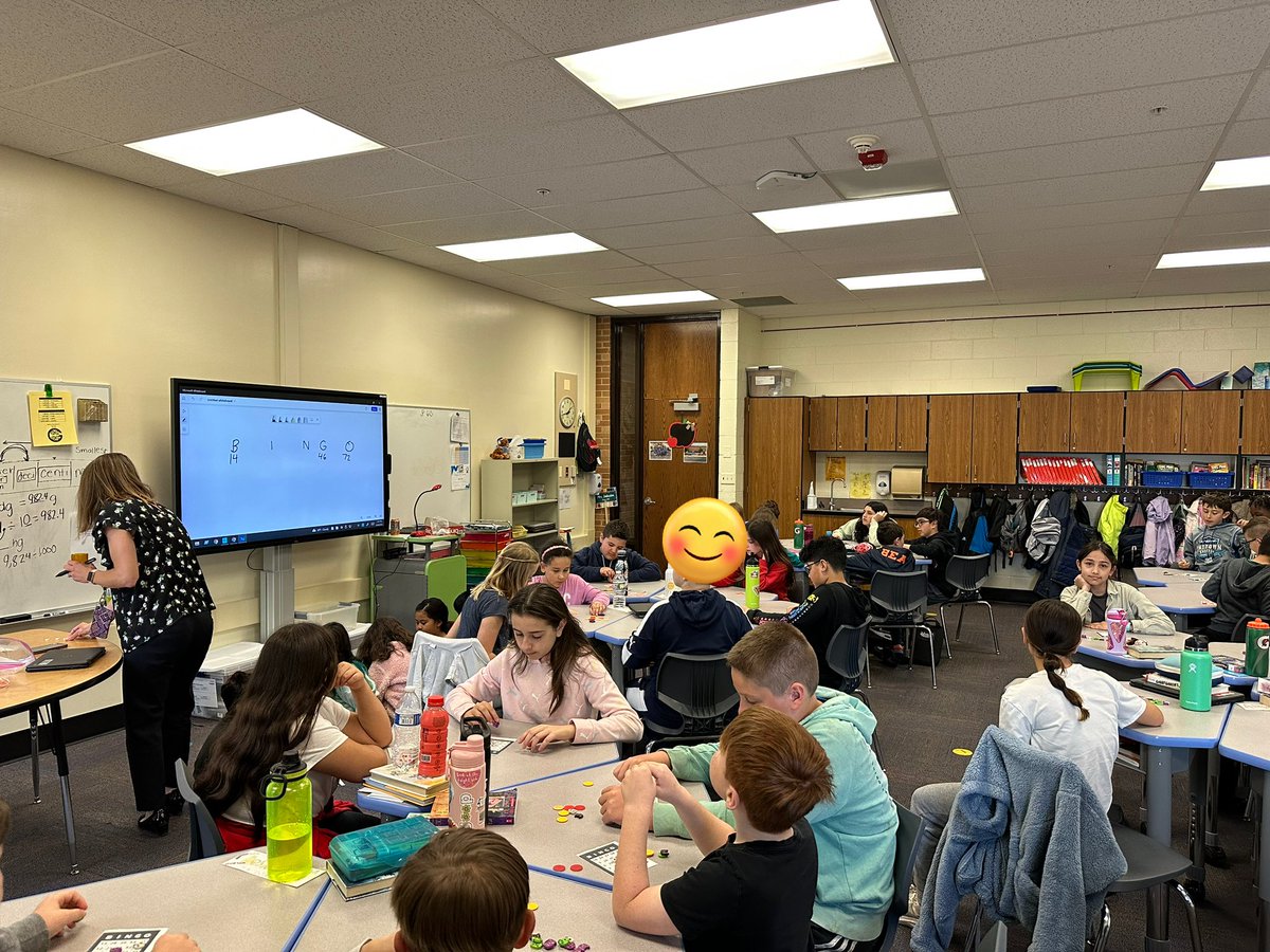 MrsKellyTwarog's tweet image. Thank you @sarahimboden1 for hosting us for a buddy class bingo! We LOVED it 😊  #ABCcelebration #TeamCampi