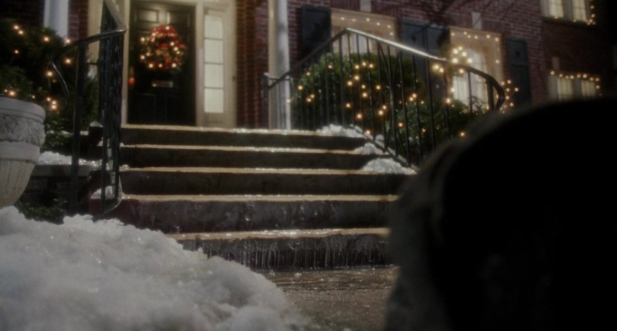 HomeAloneFrames's tweet photo. Home Alone by John Hughes - frames 113545 to 113548 of 148019.
#homealone #homealoneframes https://t.co/iPUpMmLfPG