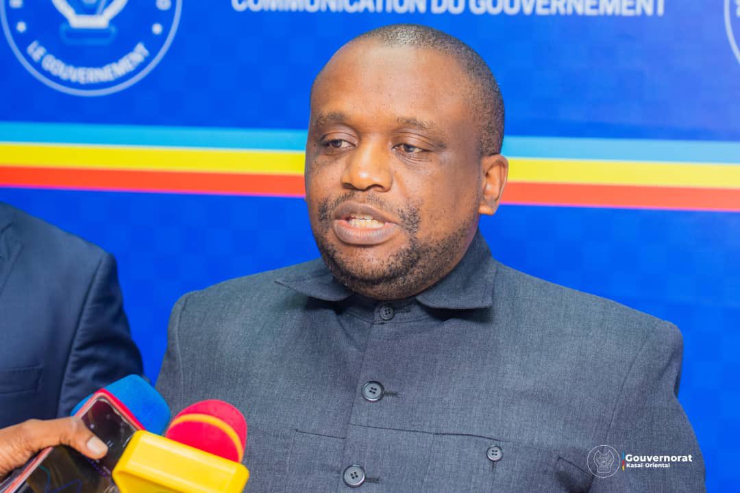 MathiasKabeya's tweet photo. Nous avons été reçu en audience ce lundi 24 avril par le Vice Premier Ministre de l'économie, @VitalKamerhe1. Au menu de notre échange, la problématique de la crise alimentaire liée à la rareté des maïs dans les deux provinces, Kasaï-Oriental et Kasaï -central. #pmka https://t.co/gPgurfhbJz