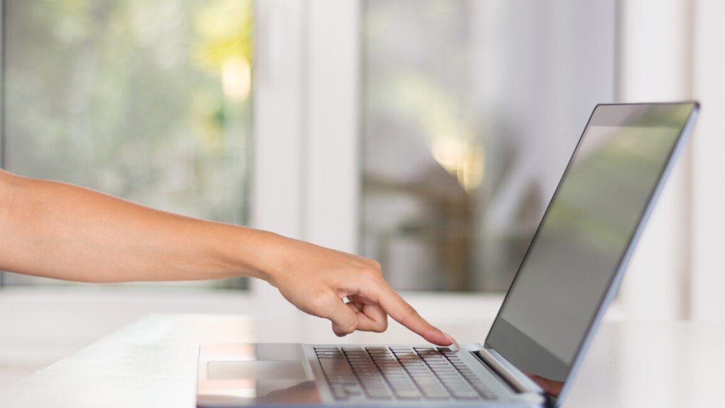 Aluria Tech tweet media