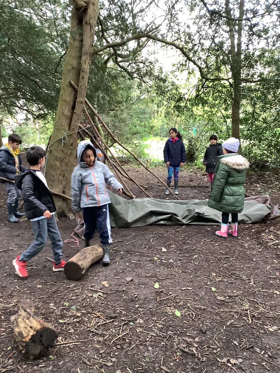 Woodland_Grange's tweet photo. Year 3 had fun den building this afternoon, and even enjoyed a hot chocolate around the camp fire ☺️ https://t.co/U4vW6bi5IU