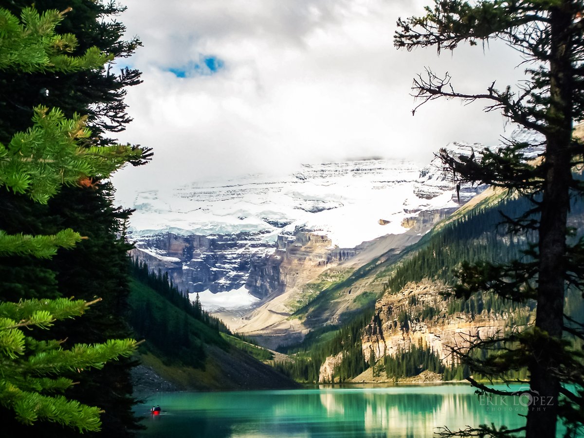 ErikLopezPhoto's tweet photo. Road trip: Lake Louise, Alberta, Canada; September 2nd, 2008.

#ErikLopezPhotography #PSILoveYou #Photography #Kodak #KodakPhotography #Memories #TravelPhotography #LakeLouise #Alberta #Canada #Landscape #LandscapePhotography #Roadtrip #RoadtripPhotography https://t.co/EMhvPIoc6o