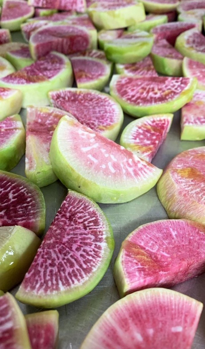 reallyhighc's tweet image. Staying busy.