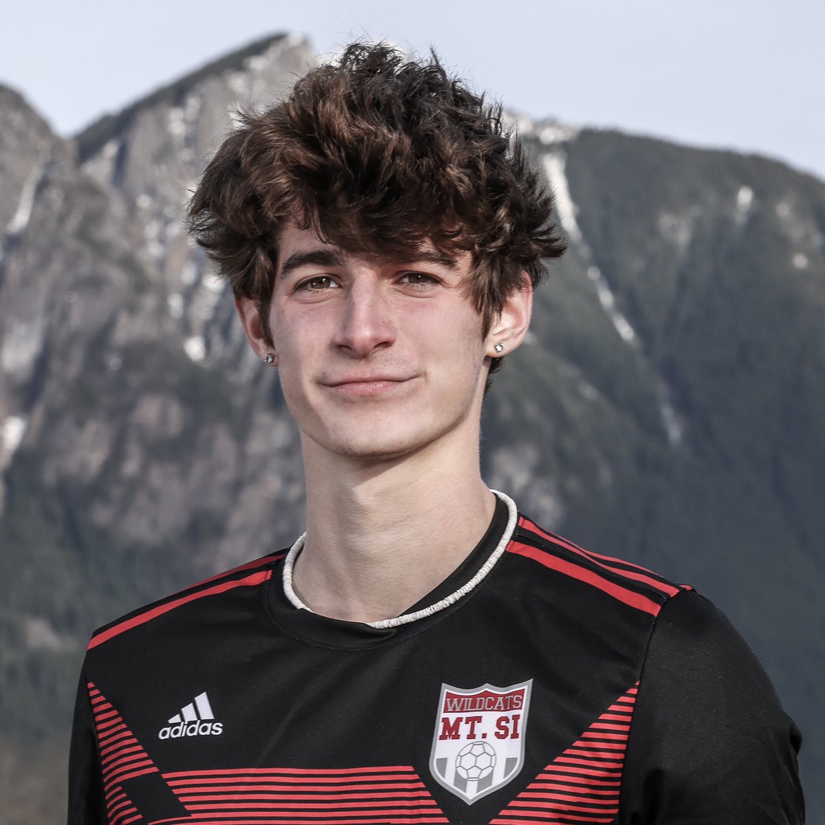 mtsiboyssoccer's tweet photo. 🐾⚽️ Senior Spotlight: Sam Harris #9 Defender 

Sam has been in the program all 4 years, 2 on varsity. His fav memory was as a Jr at AMHS, it was one of his 1st on varsity &amp; he played next to their vocal student section. He will attend Cal St U Northridge to study film production https://t.co/OjAU3DkbFE