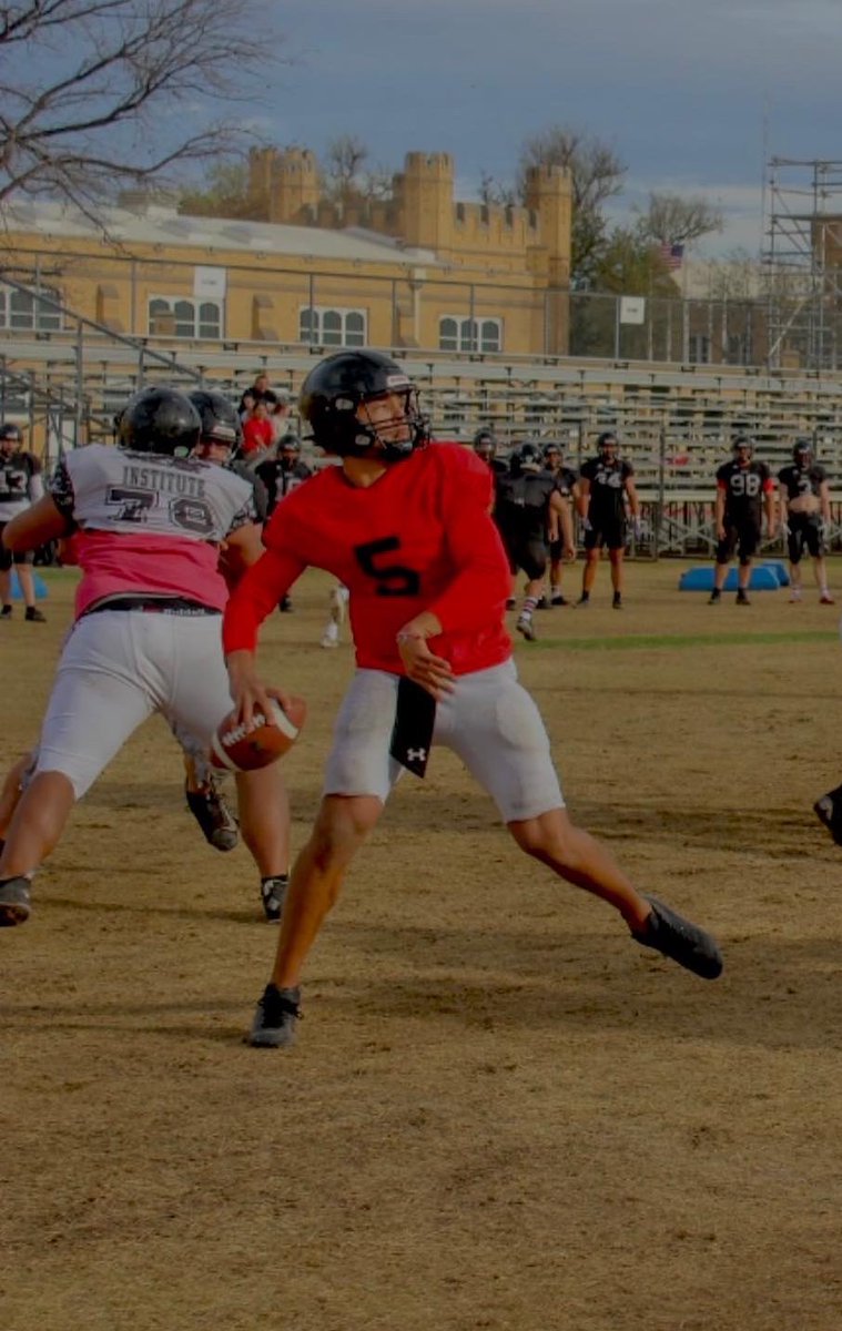 check out my spring highlight tape 6’4 220 QB 🔥🔥
youtu.be/NgUFxzKUto4
<a href="/CoachTaufaasau/">Kurt Taufa’asau</a> <a href="/coachnelsonjr25/">James Nelson Jr.</a> <a href="/CoachNellyV/">Nelly Vazquez</a> <a href="/CoachRRod70/">Robert Rodriguez</a> <a href="/CoachMitch55/">Josh Mitchell</a> <a href="/CoachHathcock/">Jeremy Hathcock</a>