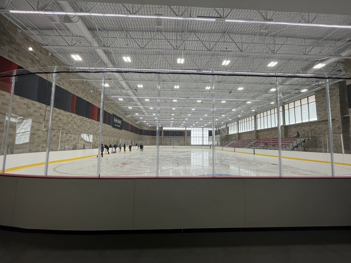 WIClubHockey's tweet photo. Introducing our new rink! Starting this upcoming season, we will be playing at the Bakke Recreation &amp; Wellbeing Center located in the lakeshore neighborhood.  More information about next season coming soon! https://t.co/zj97LU2gKa