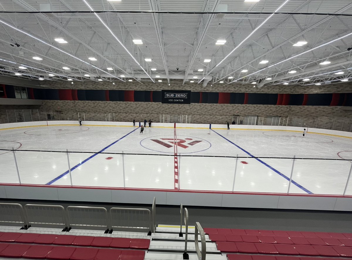 WIClubHockey's tweet photo. Introducing our new rink! Starting this upcoming season, we will be playing at the Bakke Recreation &amp; Wellbeing Center located in the lakeshore neighborhood.  More information about next season coming soon! https://t.co/zj97LU2gKa