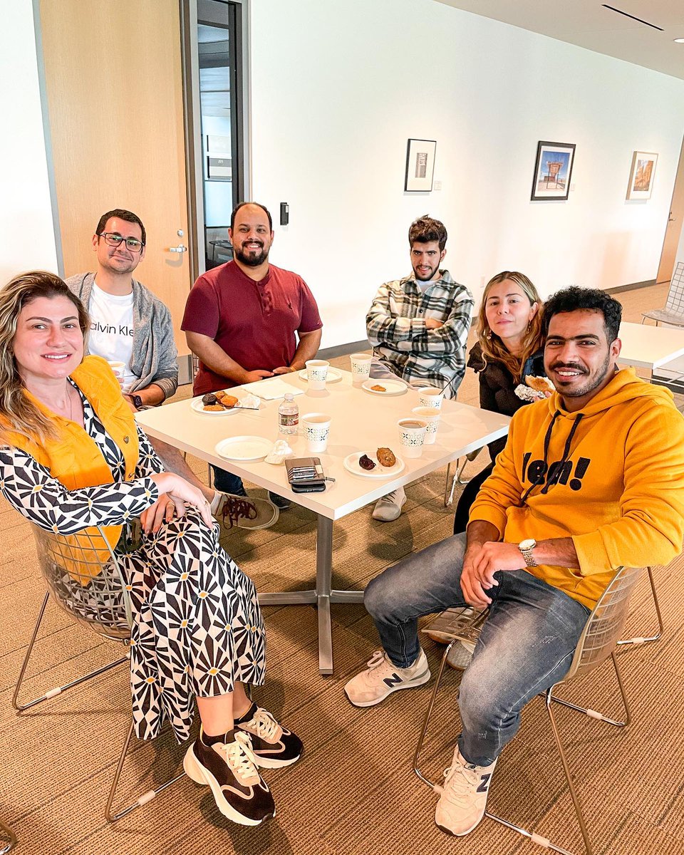 RiceESL's tweet photo. Students enjoyed a delicious coffee break today as they are getting ready for finals and presentations.

#lastdaysofclasses #ESL https://t.co/gg9mUPF37U