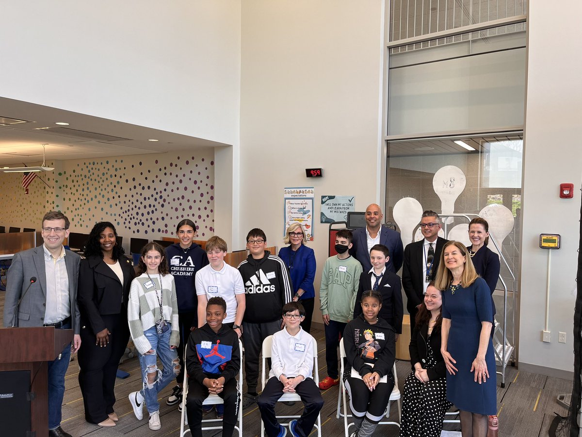 Today, Foundation ED visited @MiddletownPS as a proud sponsor of the CT Lt Governor "Coding for Good" Computing Challenge. For four years, we have dedicated to increasing CT students engagement in #CSEd-and this year we enhanced our commitment through partnership with