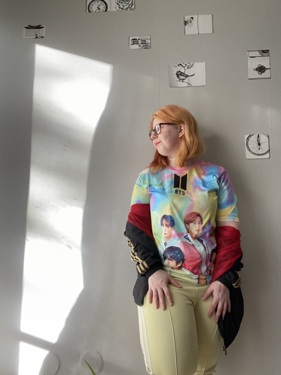 juliabtskpop tweet picture