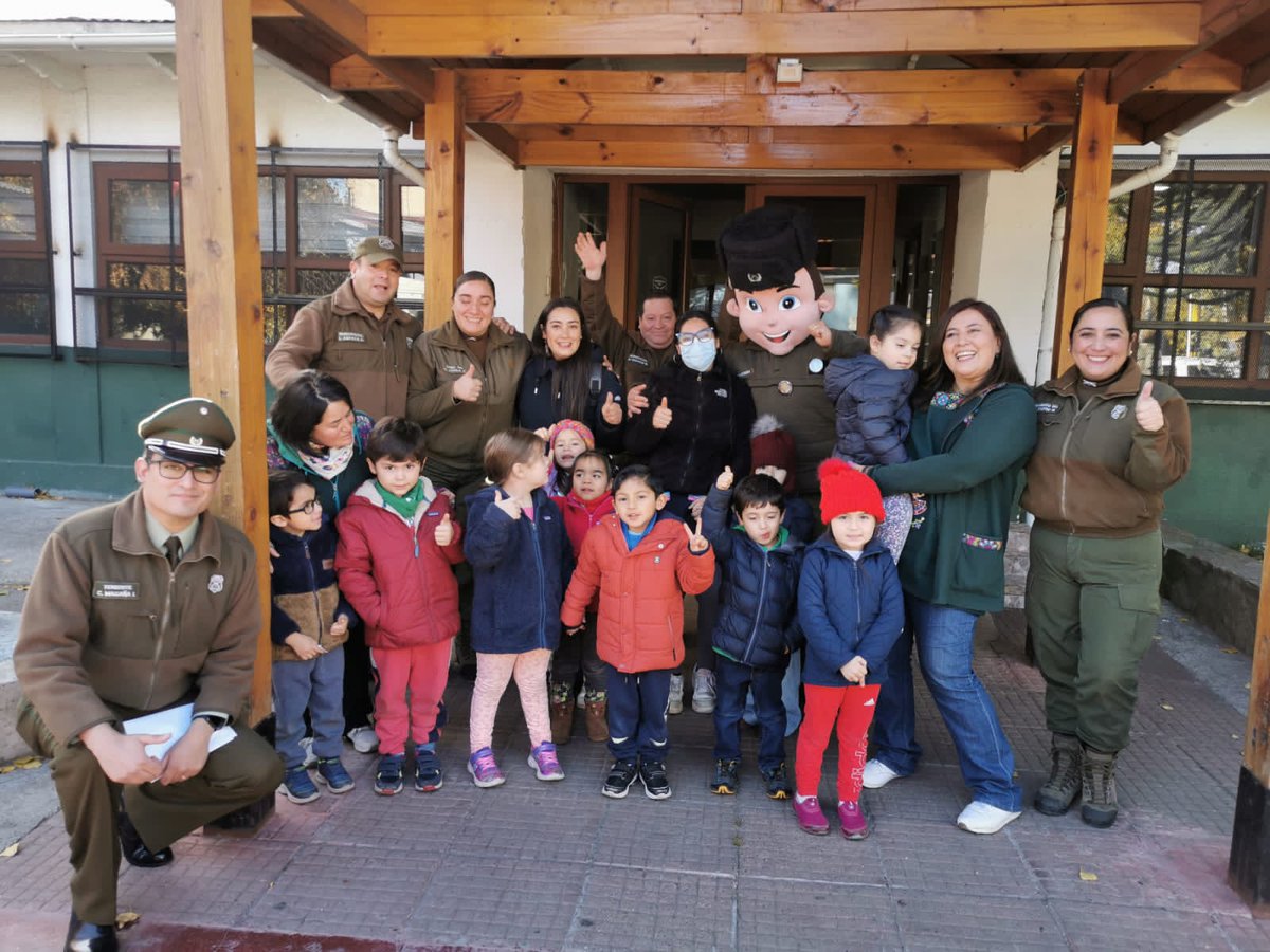 Carabineros Región de Aysén del Gral. C. Ibáñez tweet media