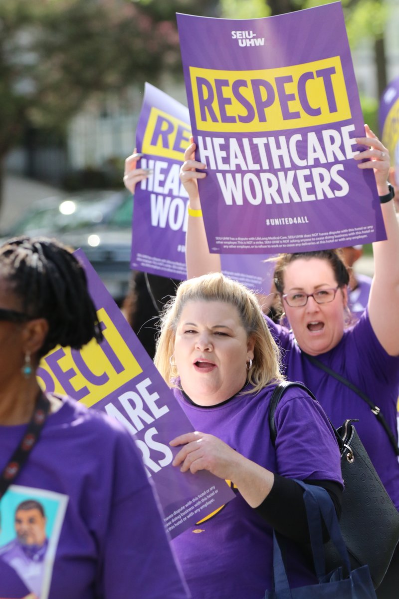 seiu_uhw's tweet image. On Saturday, Healthcare workers at @LifeLongMedCare stood up for patient care at the Lifelong Medical Care Annual Gala! #HealthcareHeroes #ProtectAllWorkers #United4All