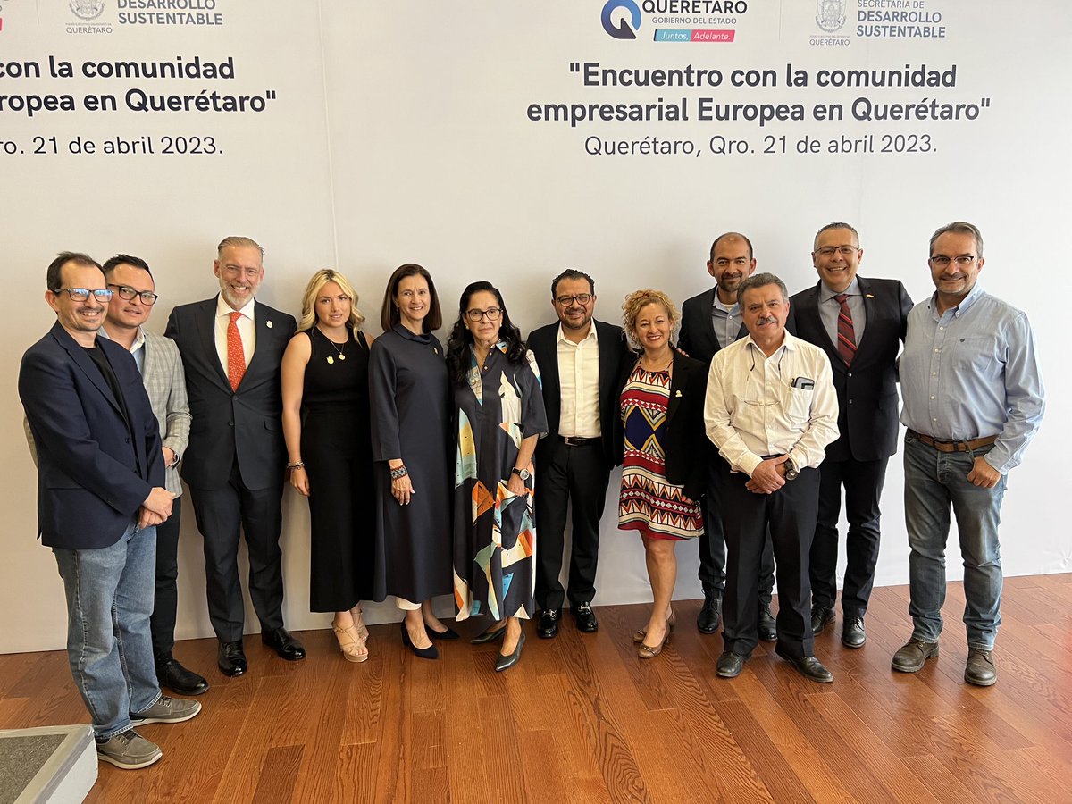 Renato Villaseñor tweet media