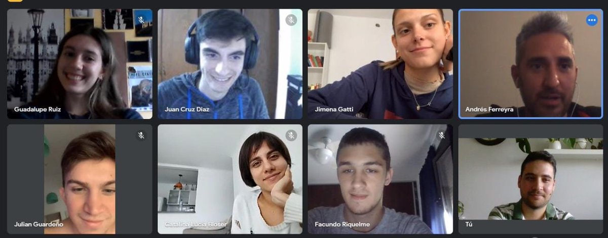 ¡Gracias <a href="/andyferreyra/">Andy Ferreyra</a> por compartir tu experiencia con los estudiantes del Taller de Producción Periodística I ! 👏

<a href="/cupeduar/">CUP</a>

#periodismolocal #semanavirtual