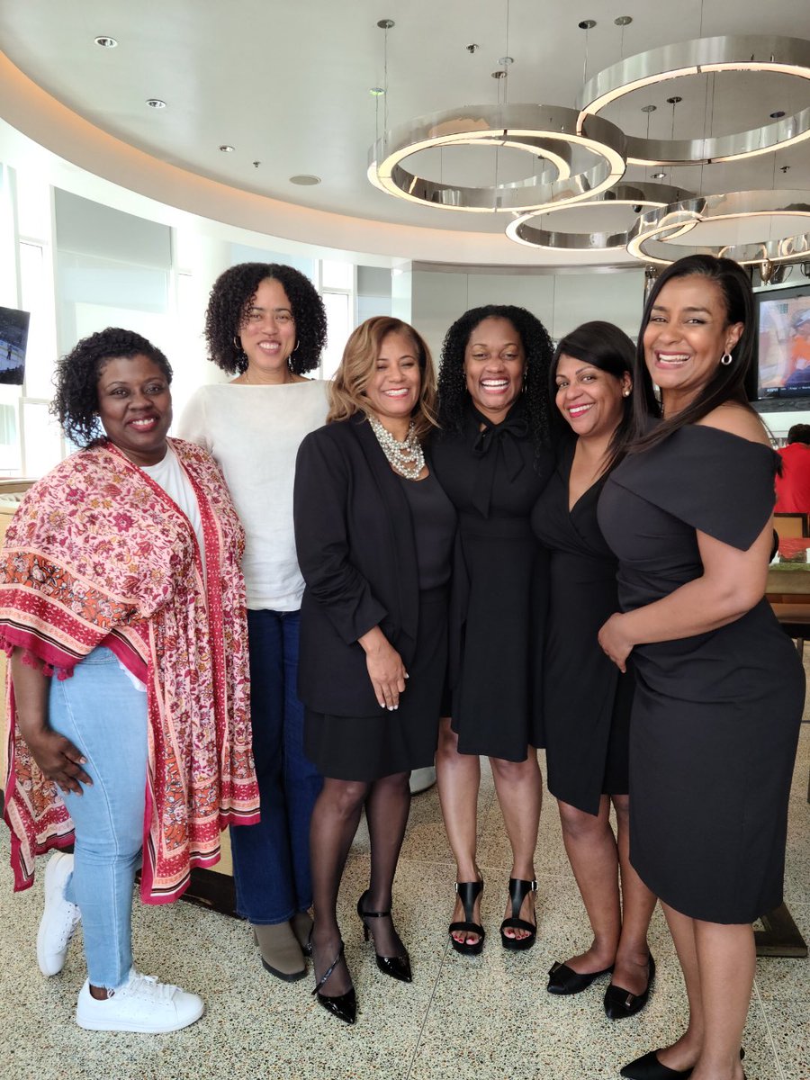kimworthyDCTOY's tweet photo. Happy 28th Deltaversary to my @dstinc1913 line sisters of A.P.Ex. 34! It’s our Nia year, our year of purpose. I’m so proud of us fulfilling our purpose. May we all continue to love each other & fulfill our purpose as Spelman Women and divine Deltas.
I love you.Forever🔺♥️
#HKmade https://t.co/OdZ5Xq7ot1