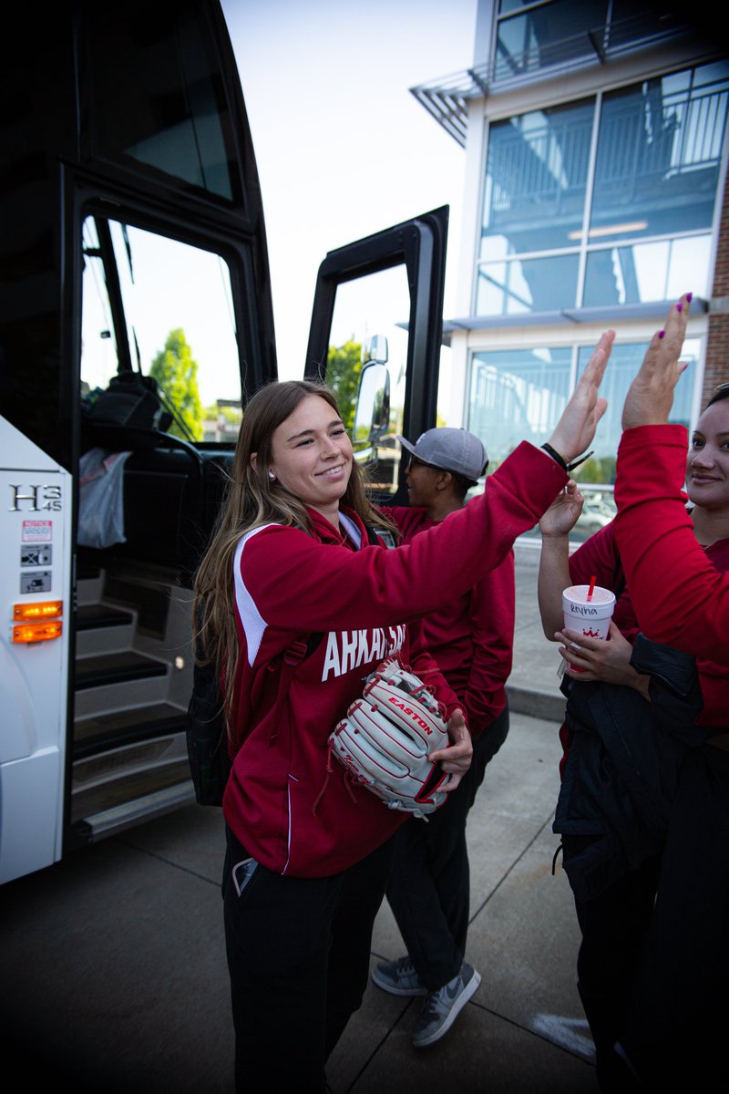 Arkansas Softball tweet media