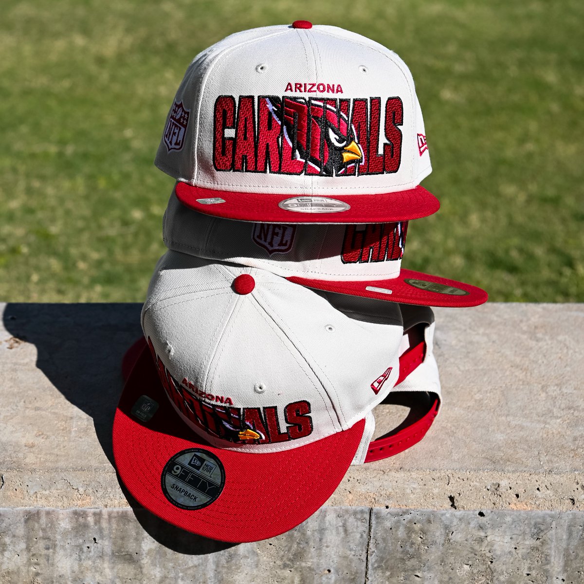 AZCardinals's tweet photo. 🚨It's Finally Draft Week🚨

Follow &amp; Retweet to win a #CardsDraft hat! https://t.co/ZSMSM8HNl3