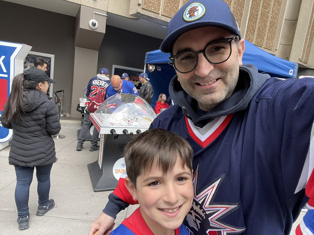 Kid just hung an L on me.  <a href="/ICESuperChexx/">Super Chexx Bubble Hockey</a> <a href="/NYRangers/">New York Rangers</a> #NYR #LGR