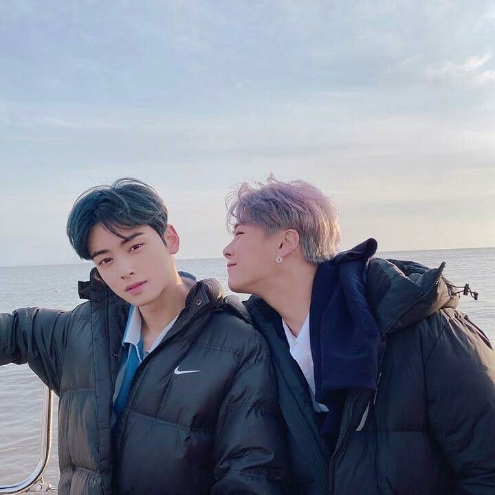 zygmaund's tweet photo. "Be hundreds and hundreds times more happy in the moonland."

Eunwoo's message for Moonbin. My binwoo heart 😭 https://t.co/CDeoTvtIil