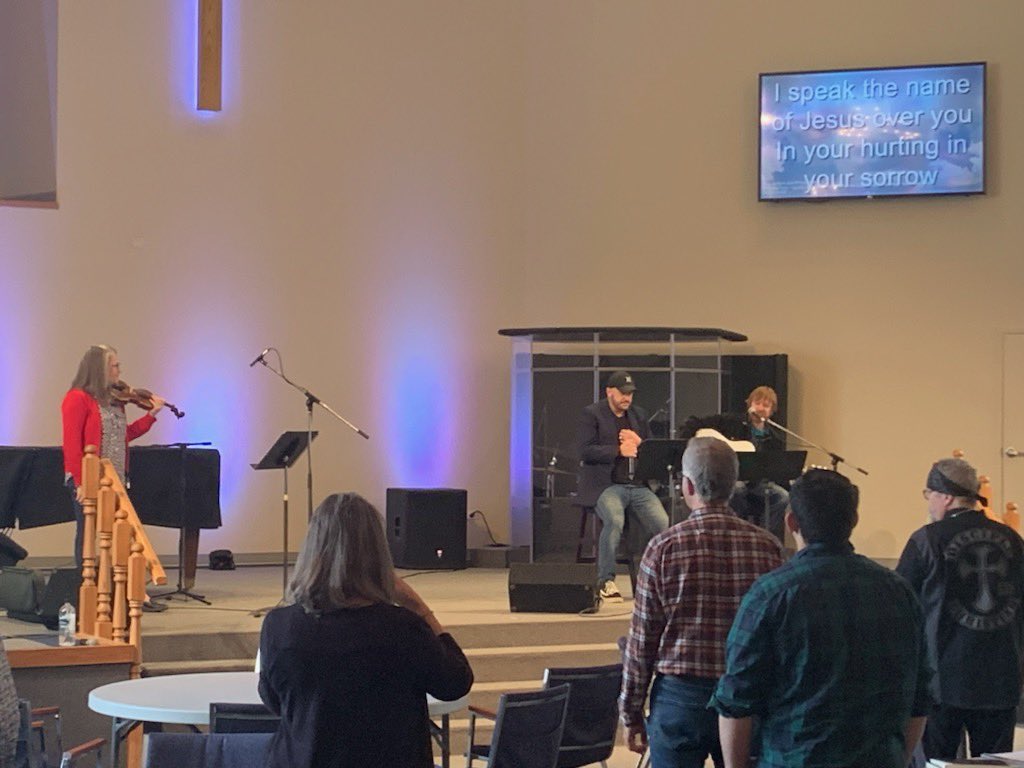 sendcalgary's tweet image. Revive conference with Richard Blackaby and Mark Clifton is happening right now at Richmond Hill Baptist Church. Please pray the Lord would revive his servants and bring life to His church in Calgary!!