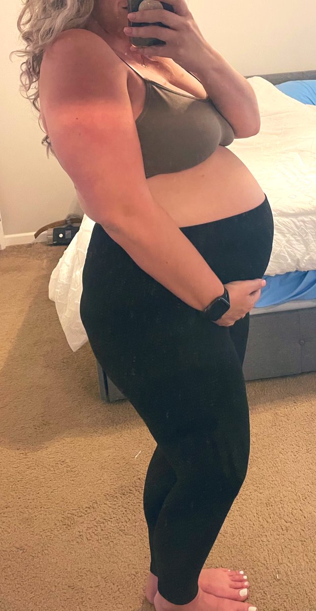 Hi. I’m lingering in the shadows but I’m still here! Growing this little babe. Miss y’all! 💗