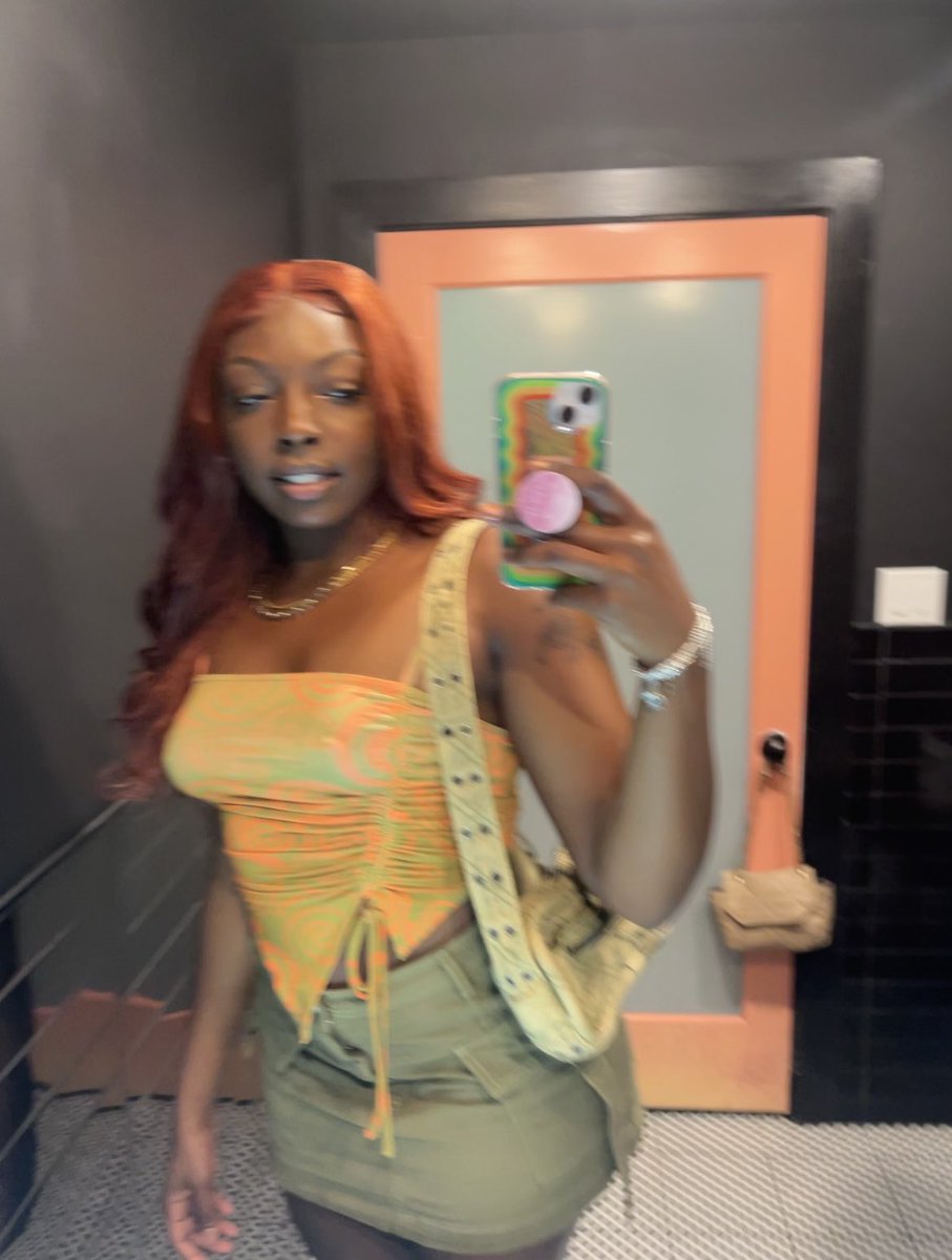 _ChanBandz1's tweet photo. 🧡 keep forgetting to post on here https://t.co/37wyGxk9rB