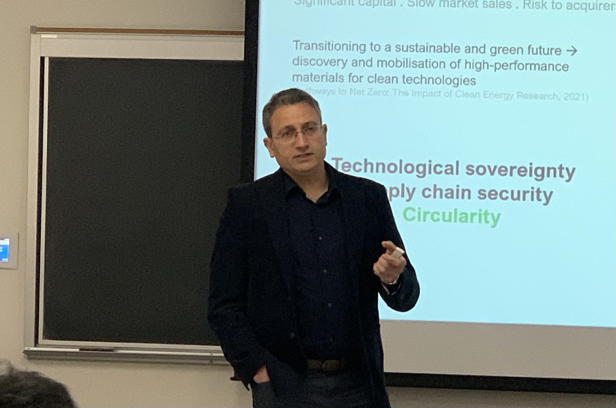 UBCBioProducts's tweet photo. Grateful for such an incredible turnout at the workshop hosted by Dr. Kourosh Malek! Thank you to everyone who attended and made it such a success! 

#BioProductsInstitute #CleanTechnologies #MaterialsIntelligence https://t.co/0hf39SmgLH