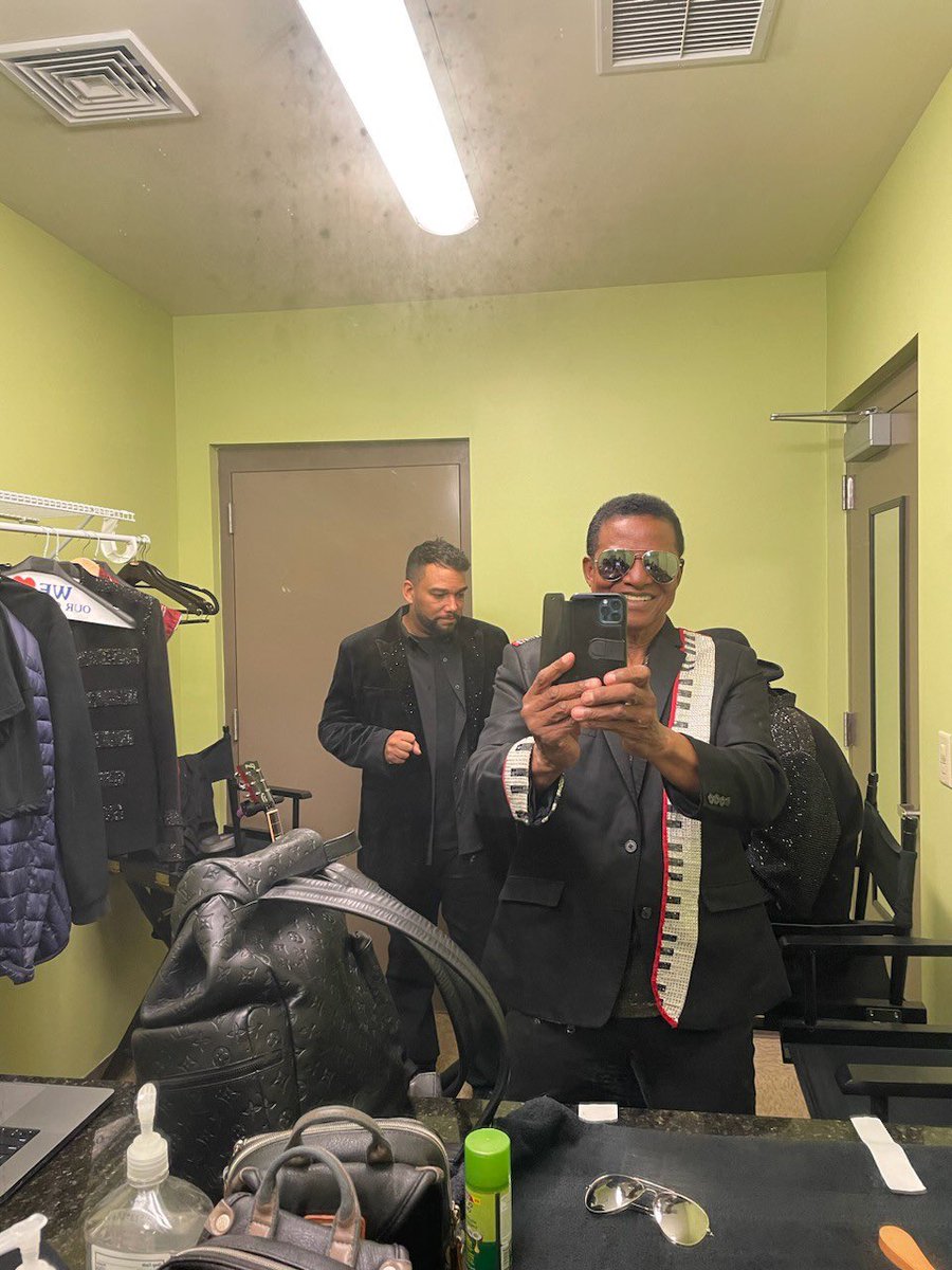 JackieJackson5's tweet photo. 𝗕𝗧𝗦 @SeabreezeJazz🎶🪩🌊 https://t.co/BUP7voHcnz