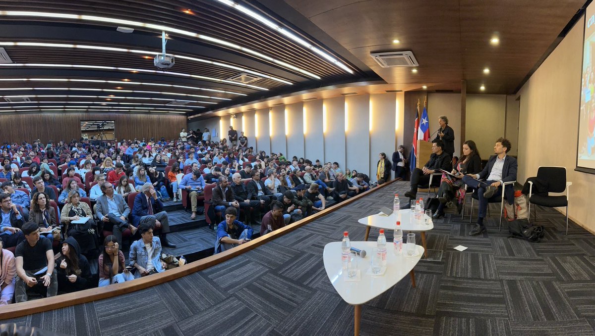 Ahora lleno completo en seminario para aprender sobre experiencia de Medellín