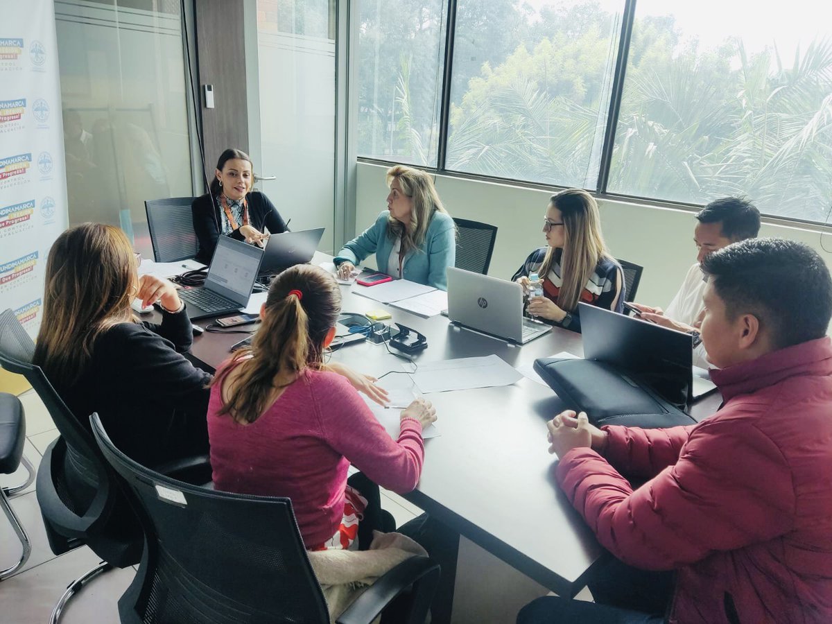ControlIntCund's tweet photo. #AEstaHora 🧠🔎 || En función de nuestro rol de evaluación y seguimiento, nuestro equipo de auditores realiza balance del avance de Auditoría en @HaciendaCundi, con la verificación de papeles de trabajo, formato 57 y la redacción del informe de resultados. 

#RegiónQueProgresa✅ https://t.co/TJWZTFL9zJ