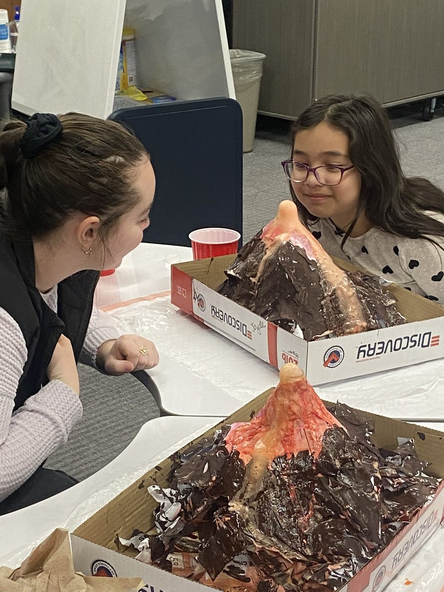 “How lucky am I to have something that makes saying goodbye so hard.” -Winnie the Pooh  I am so grateful for these students and teachers who have made me the teach I am today. A part of them will be with me wherever I go. Last day of student teaching 🥹