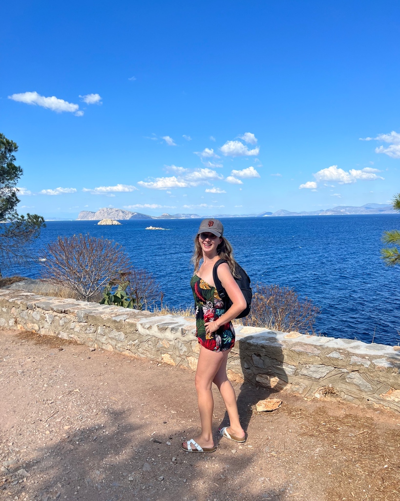 Don't be surprised when things begin to fall into place after you've decided what you want and you've taken a few steps towards it. 

The universe is on your side.

#decide #moveforward #universe #moneycoach #wealthcoach