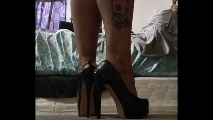 My shoe obsession is and forever will be 100% sub funded 😍🥵 Findom related or not and that's HOT!! You<a href="/tag/newprofilepic"class="tags"><span>#newprofilepic</span></a>