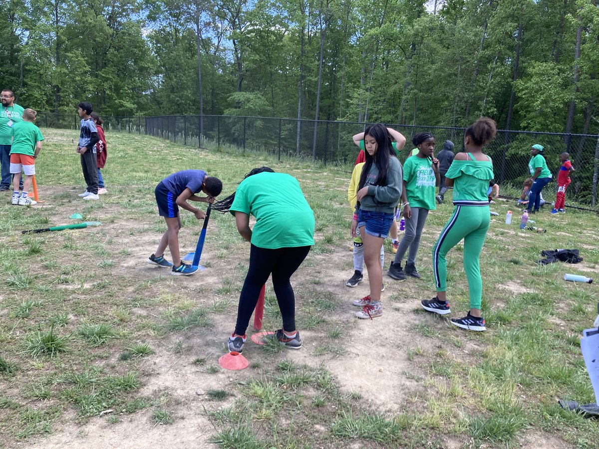 What a wonderful Reams Field Day!! So much fun building community! Thanks to Coach A for organizing it! ⁦<a href="/ReamsRams/">ReamsElem</a>⁩ #oneccps