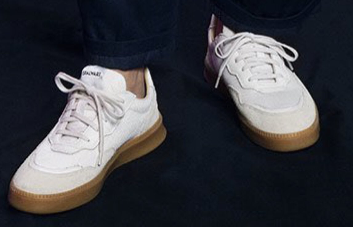 yeokjuk97's tweet image. 👀 👟#bangpd #spalwart