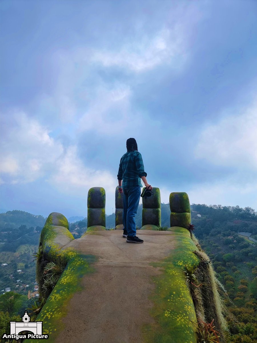 EdduinArrue's tweet photo. Resilencia, fuerza y corazón... virtudes que caracterizan a las personas extraordinarias.

Fotografía @Alexander_6a57

Pensamiento @edduinarrue 

 #adventurer #filmdirector  #photographer #photography #guatemala🇬🇹  #influencer #guatemala #camera #nikonphotography #antiguapicture https://t.co/v9hj7eTLjp