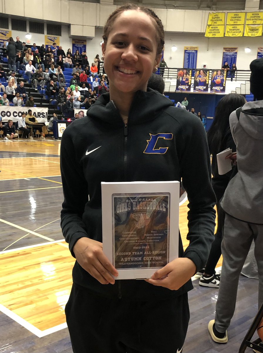 Congratulations to Autumn Cotton for receiving #PositiveAthlete award. Hooch family is proud of you and appreciates everything you have done on and off the court the past 4 years. @Hooch_Athletics, @PositiveAthGA