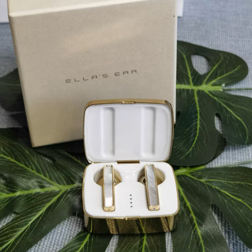 as30542956's tweet image. Create a headphone design that is different from the cookie-cutter, and show the infinite possibilities of women.
#Earbuds #Wireless #WirelessBluetooth #Bluetooth #ellasear #beauty #spring #OOTD #Fashion #foryourpage #makeup