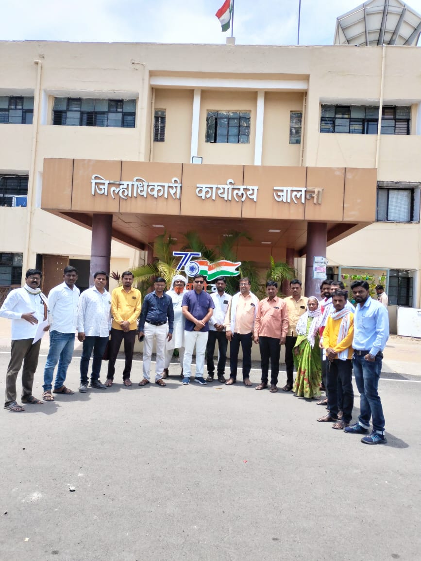बहुजन स्टूडेंट फेडरेशन फॉर इक्वेलिटी जालना की ओर से  दिनांक 24 अप्रैल 2023 को जिला अधिकारी साहेब एवं मुख्य कार्यकारी अधिकारी साहेब जालना को आवेदन दिया गया था जिसमे नवोदय की परीक्षा में किसी भी प्रकार की चोरी न हो ऐसी मांग की गई ।
#joinbsfe