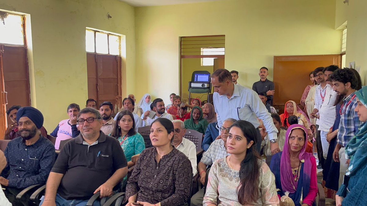 eutierriacuj's tweet photo. One day hands-on training programme on "Mushroom cultivation" was organized by the Department of Botany, Central University of Jammu at Panchayat ghar, Badhori, Raya Suchani in collaboration with the Agricultural department, Samba. The event was attended by nearly 68 people. https://t.co/jSpxdLVSi4