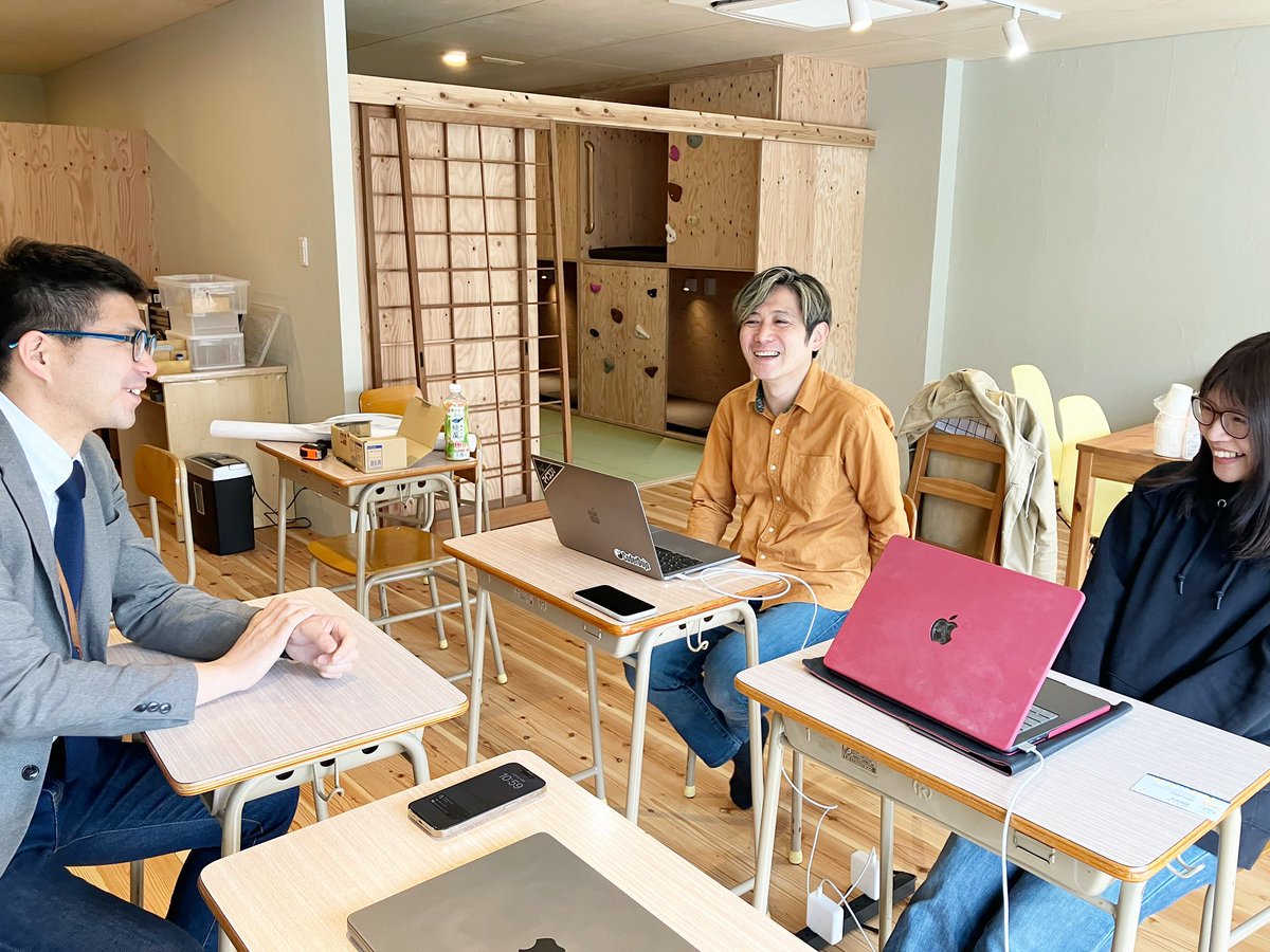 KanoTetsuyaJP's tweet image. 午前中は泉北BASEでインタビューでした。面白くなりそうな場所です！
#泉北BASE #寝ても覚めてもニュータウン #きょうの仕事場