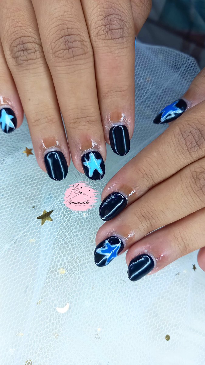 sunscuttle's tweet photo. I AM A STAR !!! ゜✧*̣̩☽⋆゜ https://t.co/ZbFLSxpNUo