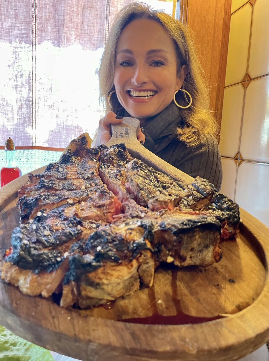 Giada De Laurentiis tweet media
