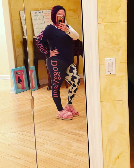 Representing my hubby @DoggVision to the fullest! We rocked, babe! 🥰🏆🎥🤜🤛  #exxxotica https://t.co/aZ<a class="tags" href="/tag/doggvision">@doggvision</a><a href="/tag/exxxotica"class="tags"><span>#exxxotica</span></a>