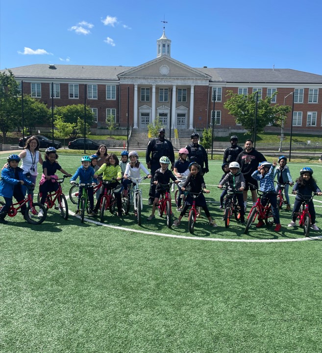 The Fourth District Outreach team and some help from  a few mountain bike officers were out with the students for the Powell Elementary School Bike Ride. 🚲👏