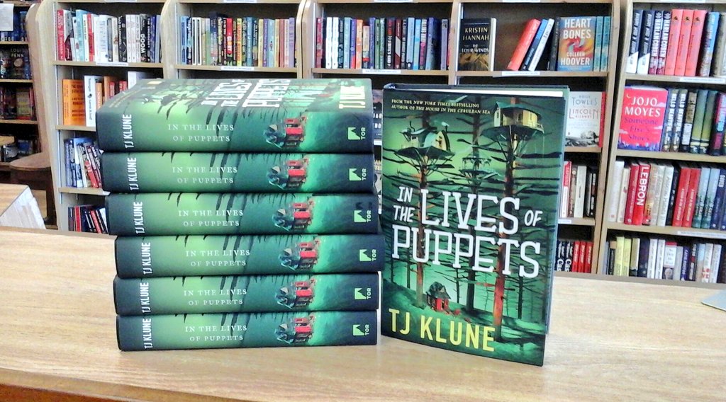 TallTalesATL's tweet photo. Oh look, signed copies of the new #TJKlune book #IntheLivesofPuppets Call us if you want one reserved for you! 404-636-2498
#autographedcopies https://t.co/6CAI7WB0Td