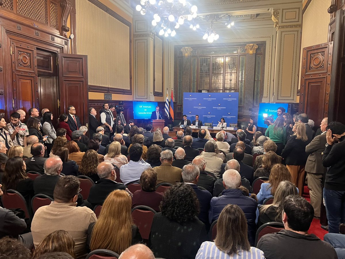 LuisLacallePou's tweet photo. Participamos del acto, en el Palacio Legislativo, en conmemoración del 108º aniversario del Genocidio Armenio. https://t.co/fq4fs4sV1w