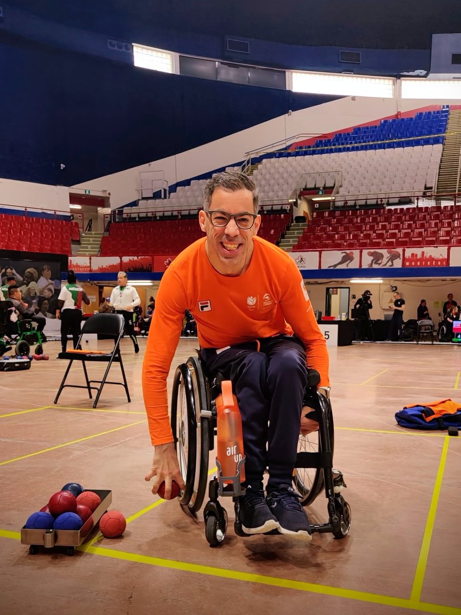 Vandaag training gehad en die ging 👌! Helemaal klaar om morgen te starten aan het individueel toernooi in Canada!

My hashtag:
#sport #Boccia #proactivelife #TeamNL #Paralympics #paralympich #oranje #teamnlparalympich #winnaar #motivation #disabilitysport #doitwithlove #domore