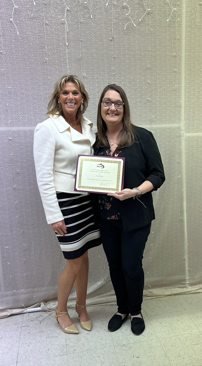 BurnhamErin's tweet photo. NWR of MSTA Spring Recognition Banquet. Good food, laughs, and friends. #MSTA https://t.co/UawDOfqRR4