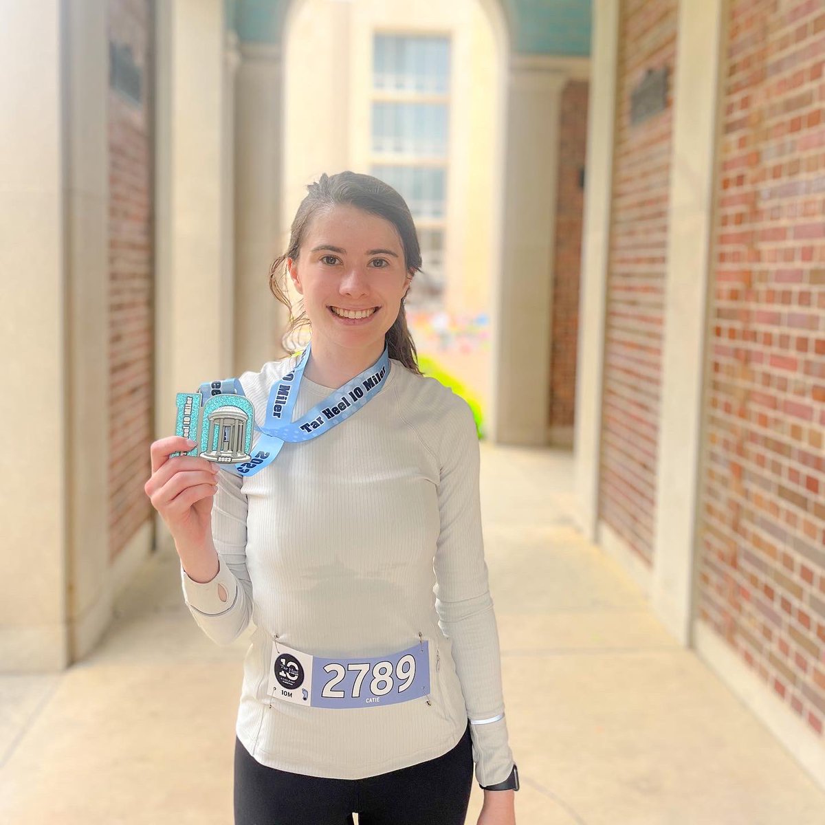 This weekend I ran 10 miles for the Tar Heels and in a few months I’ll run 26.2 for the Leukemia &amp; Lymphoma Society 🩸

Join the cause by donating to support those w blood cancers ➡️ pages.lls.org/tnt/nc/chicago…

Any and all donations are SO appreciated💕

#Oncopharm #TwitteRx #LLS